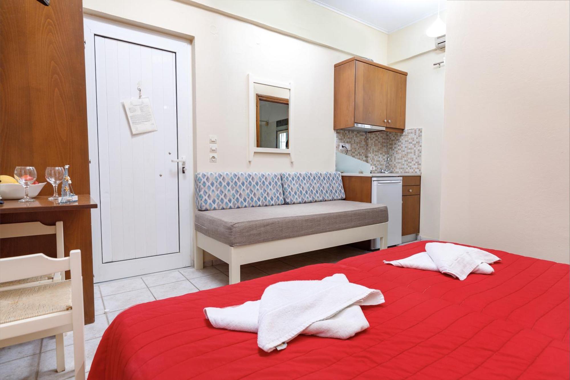 Zefyros Apartments&House Kíssamos Habitación foto