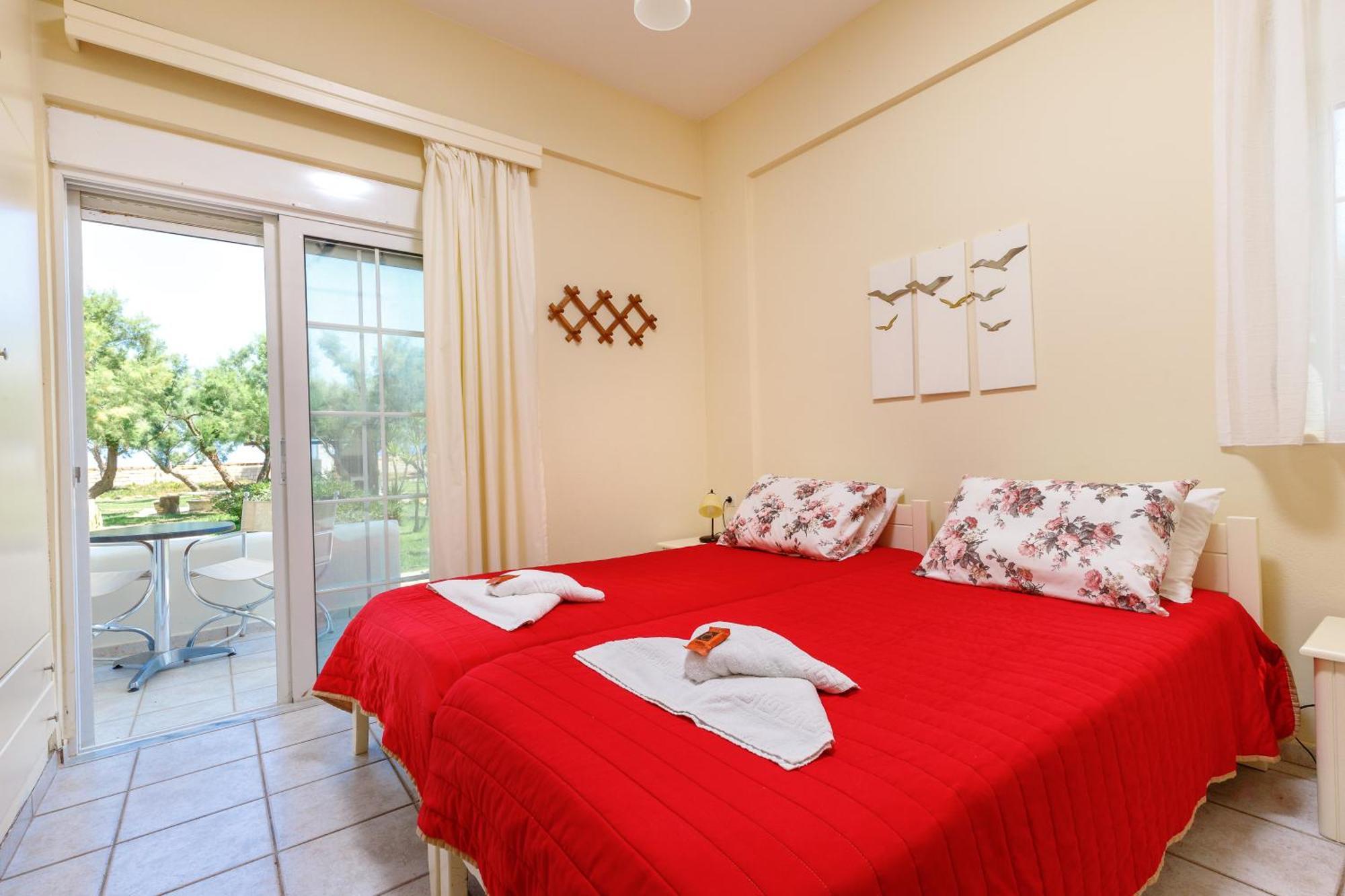 Zefyros Apartments&House Kíssamos Habitación foto