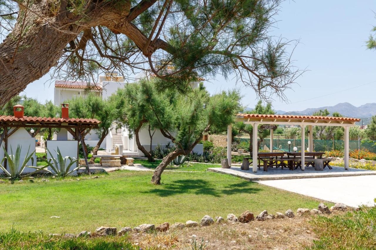 Zefyros Apartments&House Kíssamos Exterior foto
